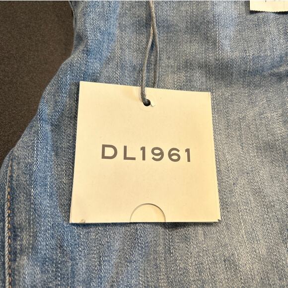 NWT DL1961 Chloe Skinny Jeans, "Ocean View" Light Wash, Girls Size 16 - Picture 2 of 9